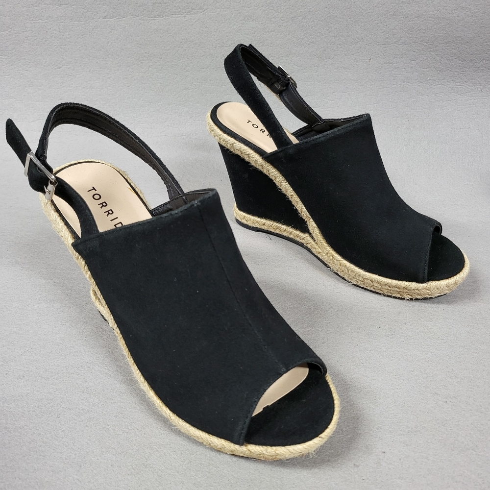 Torrid Black Wedge Espadrille Peep Toe Faux Suede Sandals Casual Summer size 10